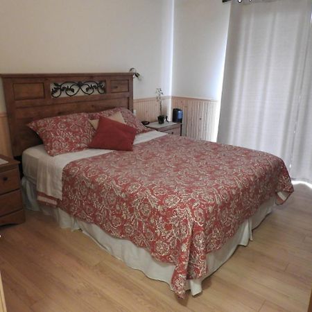 Hotel Sous La Croix 152725 Tadoussac Eksteriør bilde