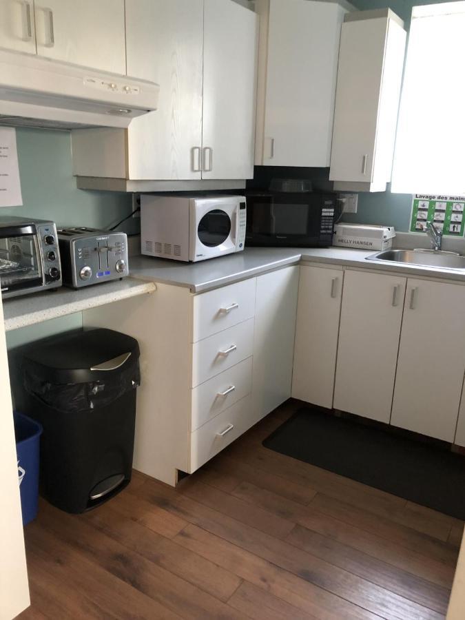 Hotel Sous La Croix 152725 Tadoussac Eksteriør bilde
