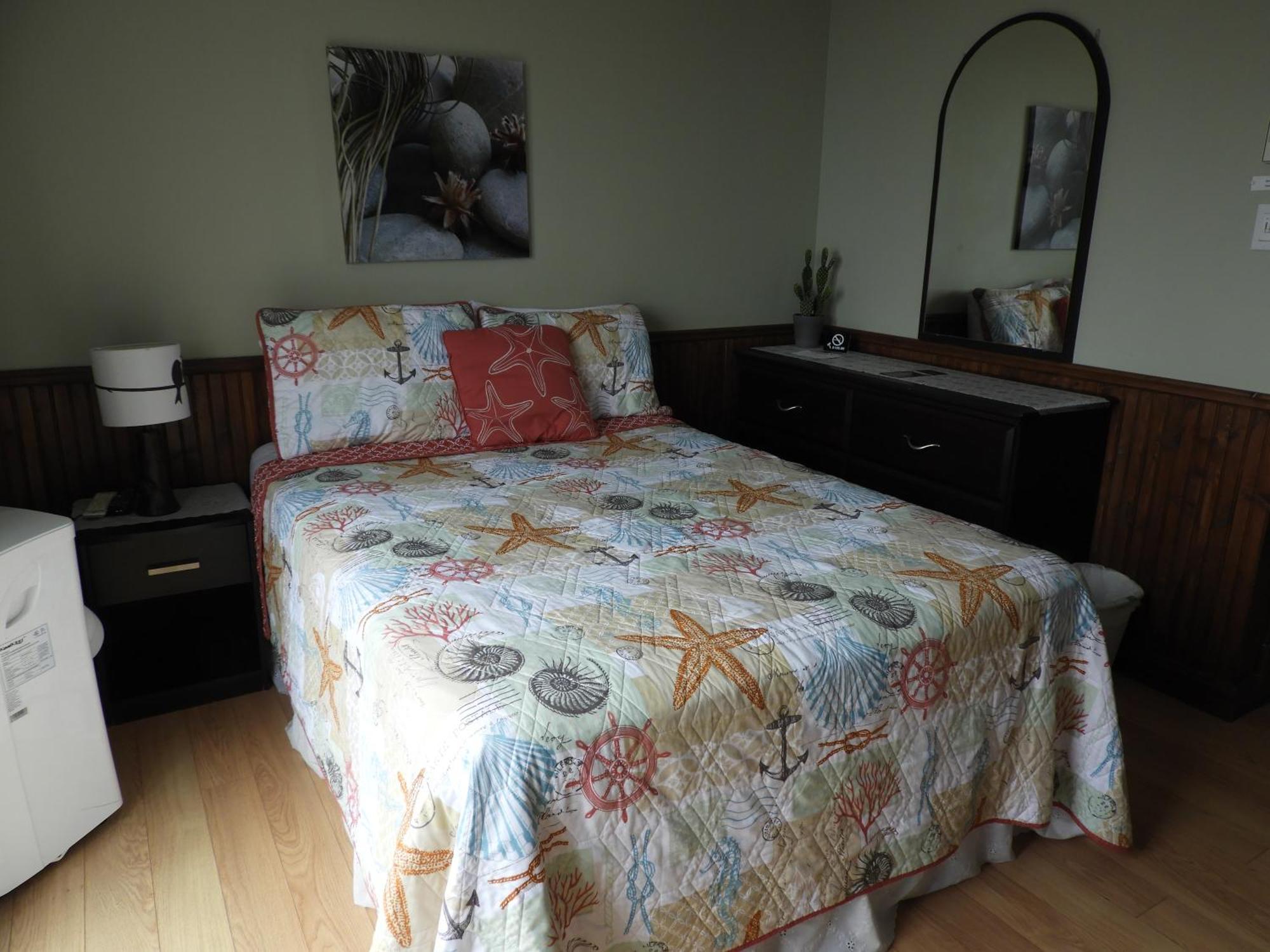 Hotel Sous La Croix 152725 Tadoussac Eksteriør bilde