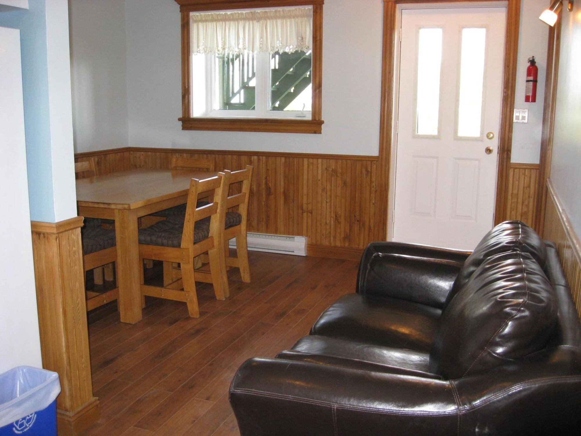 Hotel Sous La Croix 152725 Tadoussac Eksteriør bilde