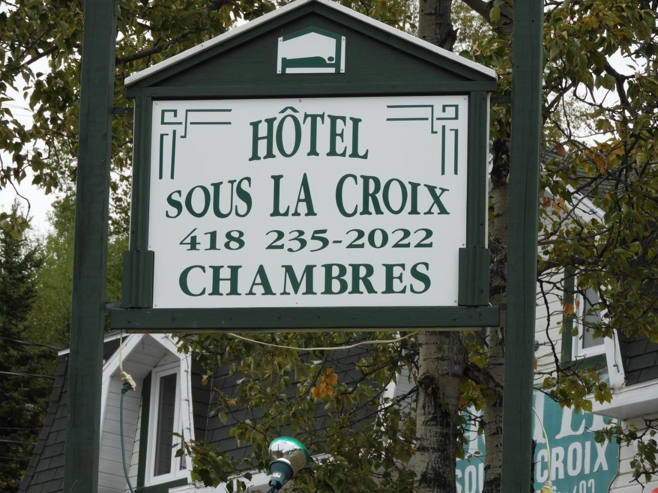 Hotel Sous La Croix 152725 Tadoussac Eksteriør bilde